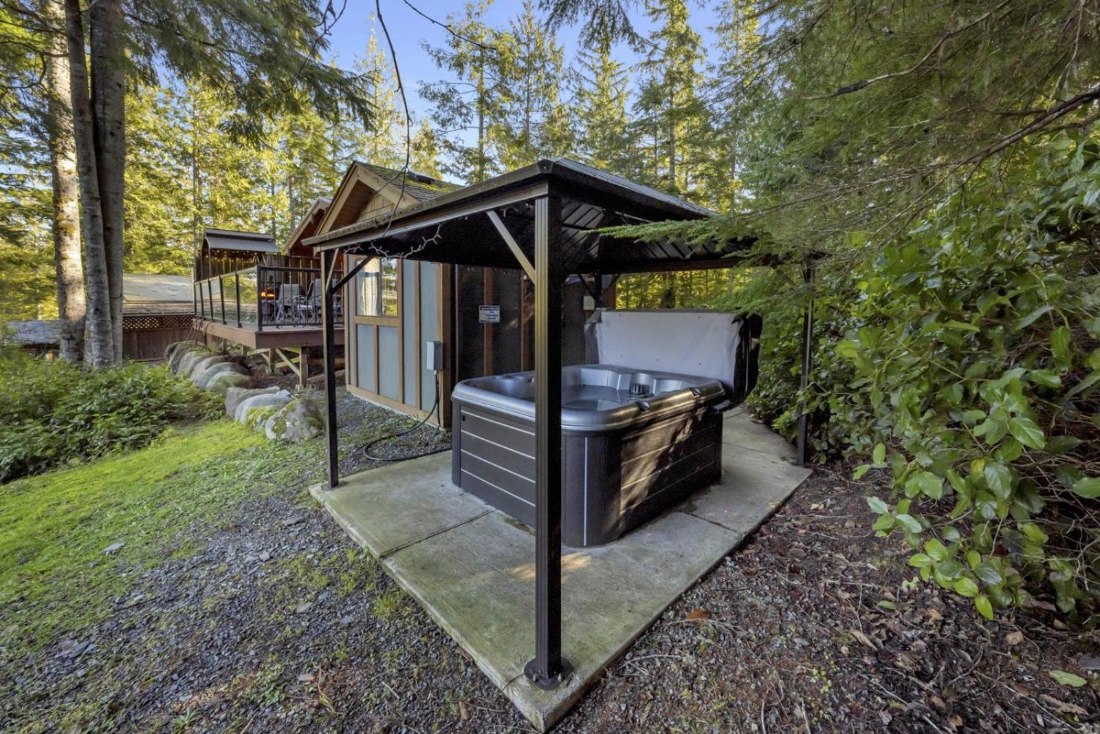 The Great Escape - Port Renfrew Villa Exterior photo